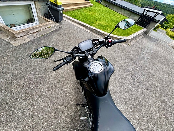 Yamaha MT-125 18 of 28