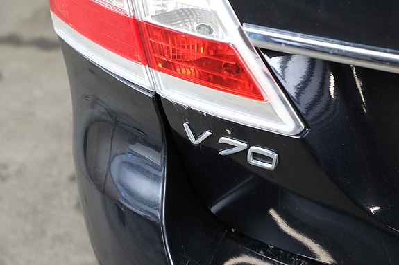 Volvo V70 13 of 29