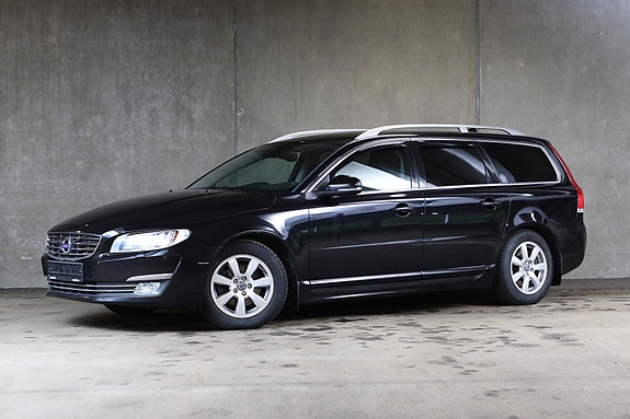 Volvo V70 2 of 29