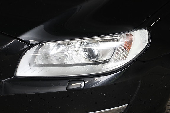 Volvo V70 10 of 29