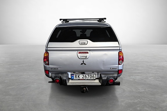 Mitsubishi L200 7 of 24