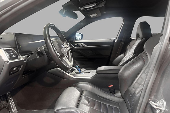 BMW i4 6 of 15