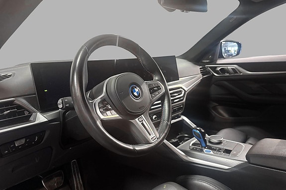 BMW i4 7 of 15