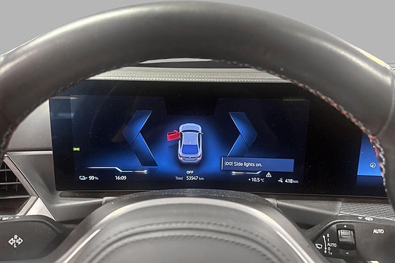 BMW i4 10 of 15