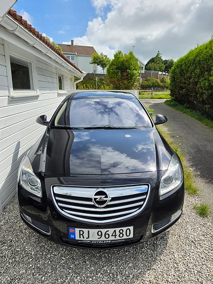 Opel Insignia 2 of 12
