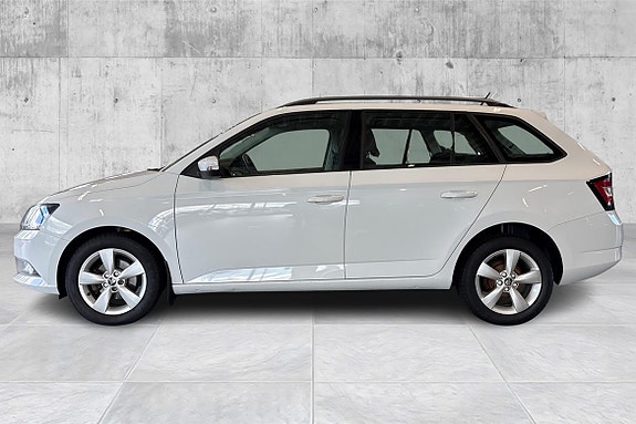 Skoda Fabia 2 of 20