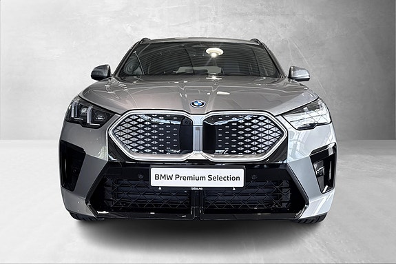 BMW iX2 2 of 15