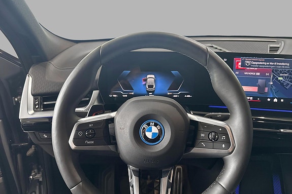 BMW iX2 6 of 15