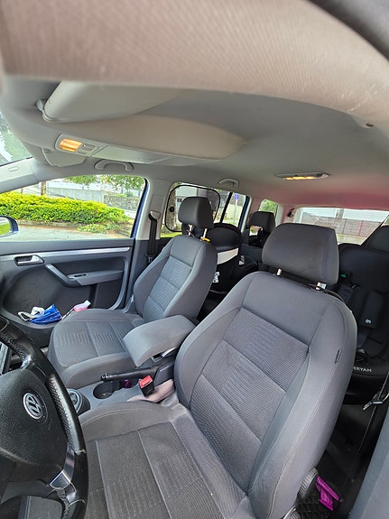 Volkswagen Touran 8 of 10