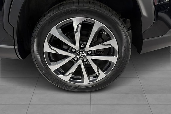 Toyota Corolla Cross 19 of 24
