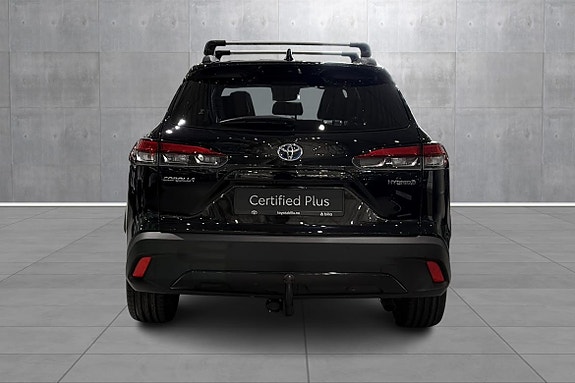 Toyota Corolla Cross 4 of 24