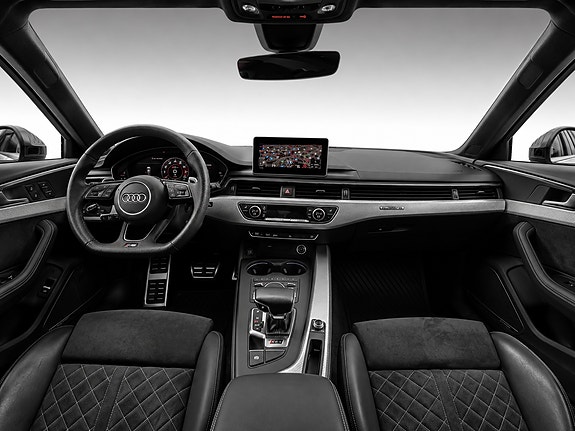 Audi RS4 8 of 14