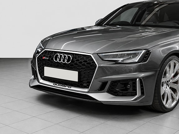 Audi RS4 5 of 14