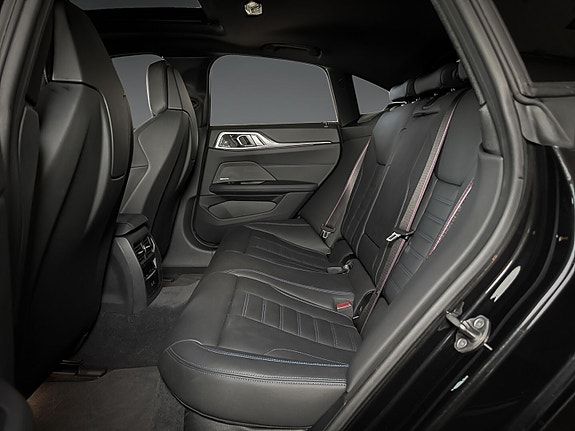 BMW i4 5 of 24
