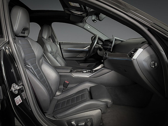 BMW i4 12 of 24