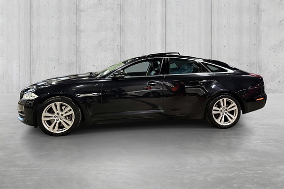 Jaguar XJ 7 of 23