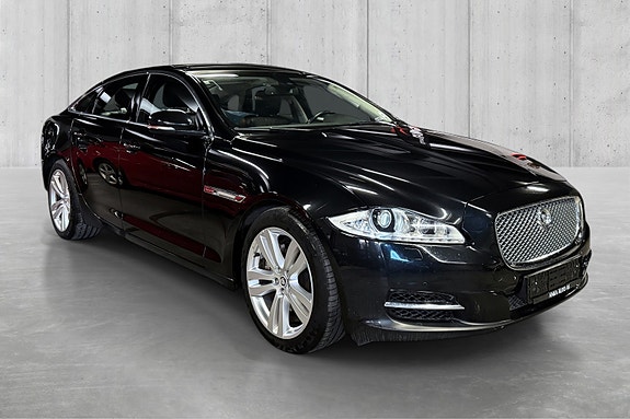 Jaguar XJ 2 of 23