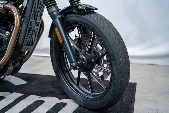 Triumph Speed Twin 900 **SERVICE // GARANTI** 5 of 16