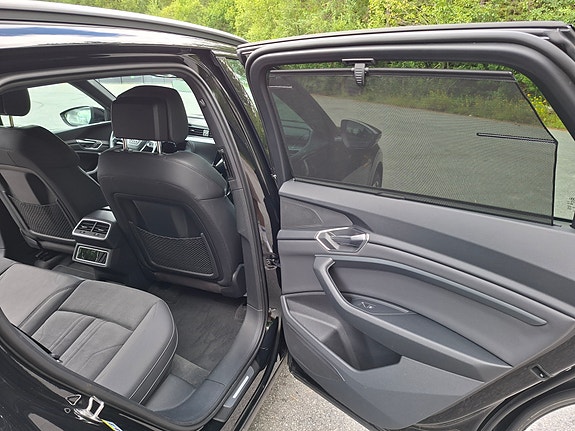 Audi e-tron 30 of 30