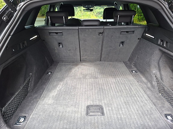 Audi e-tron 13 of 30
