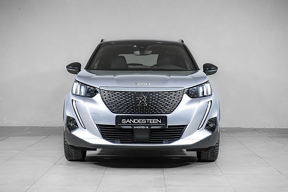 Peugeot e-2008 2 of 21