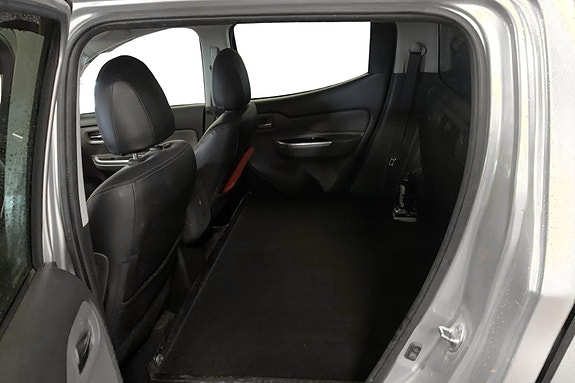 Mitsubishi L200 7 of 26