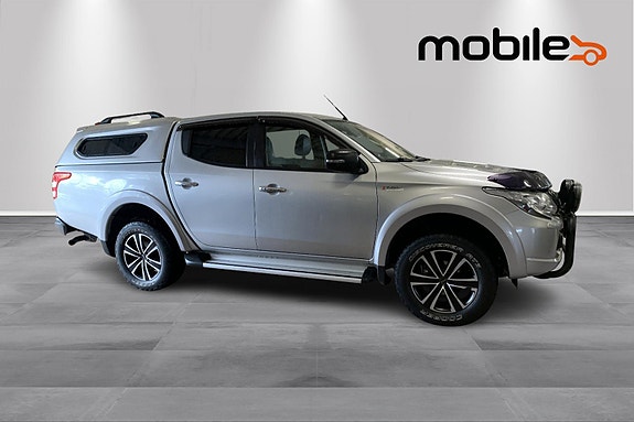Mitsubishi L200 2 of 26