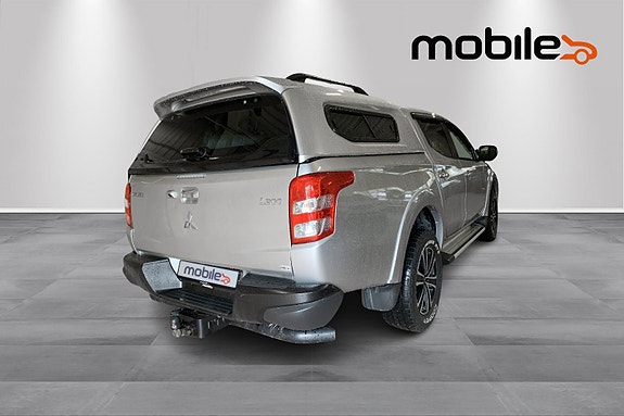 Mitsubishi L200 3 of 26