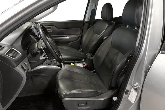 Mitsubishi L200 8 of 26