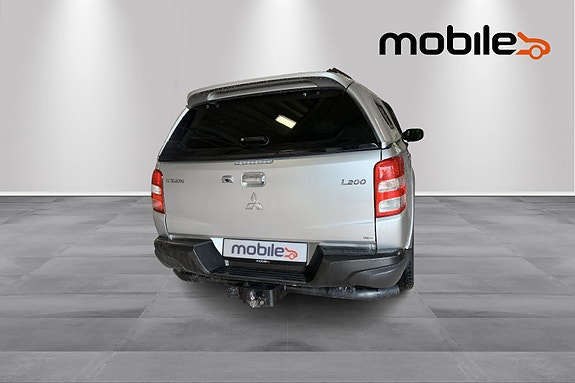 Mitsubishi L200 4 of 26