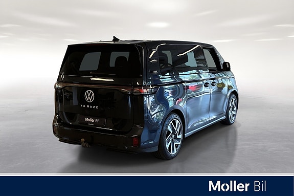 Volkswagen ID. Buzz 4 of 17