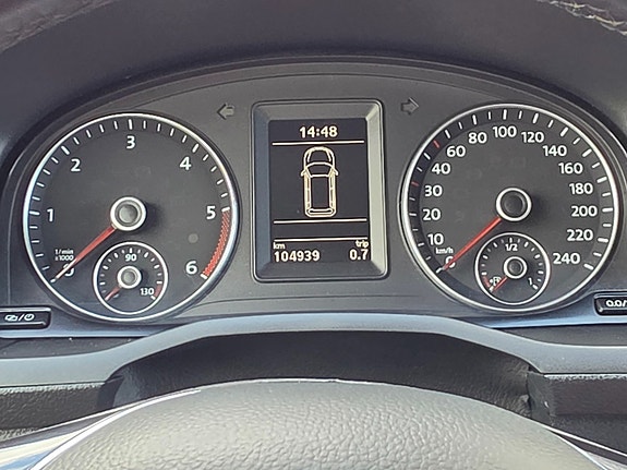 Volkswagen Caddy Maxi 19 of 30