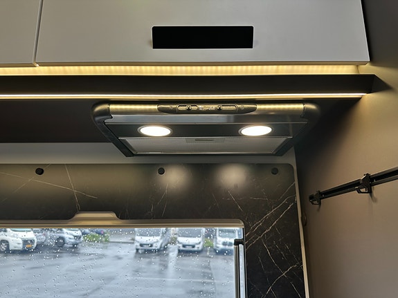 Benimar Mileo 261 ALDE / 180 HK / Automatgir / Førerkort kl B 18 of 30