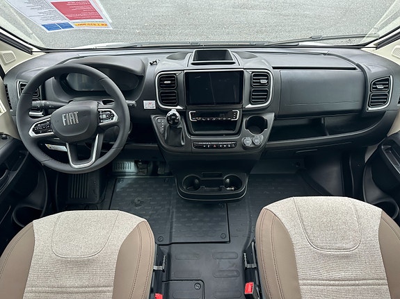Benimar Mileo 261 ALDE / 180 HK / Automatgir / Førerkort kl B 8 of 30