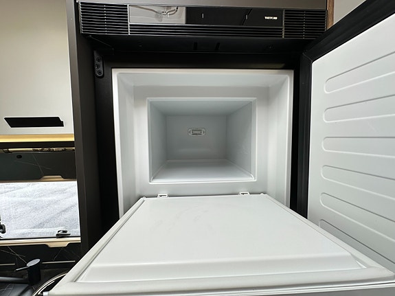Benimar Mileo 261 ALDE / 180 HK / Automatgir / Førerkort kl B 21 of 30