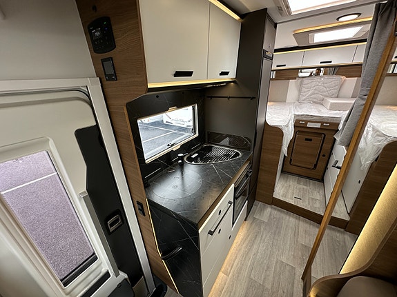 Benimar Mileo 261 ALDE / 180 HK / Automatgir / Førerkort kl B 14 of 30