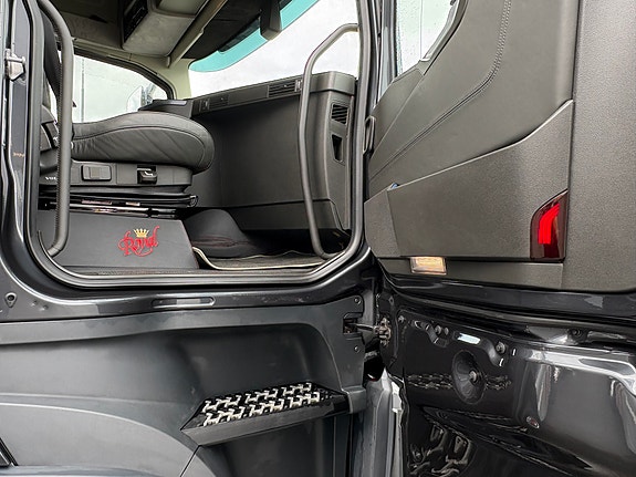 Volvo FH550- Hiab 548E-7/Jib 150-X-6- kombi plan og svingskive 9 of 30
