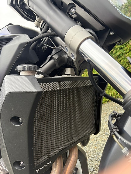 Yamaha MT-07 7 of 10