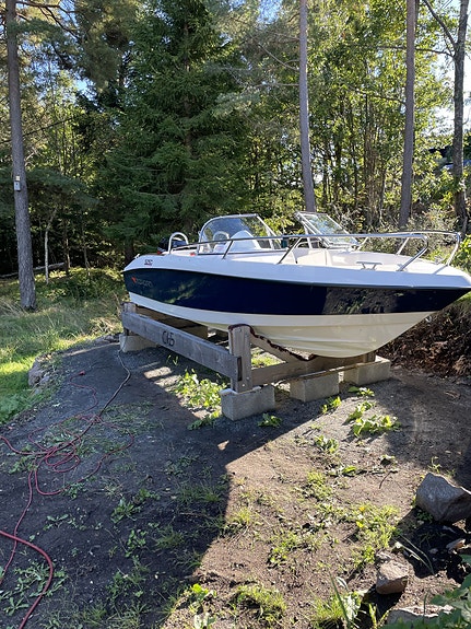 Flott og praktisk Morgan 5250 Bowrider m/ 70HK Suzuki 4-takter 10 of 17