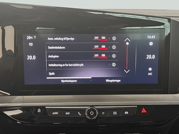 Opel Mokka-e 24 of 26