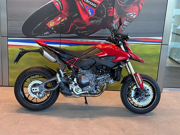 Ducati Hypermotard V2 - 2027-modell på lager! 2 of 15
