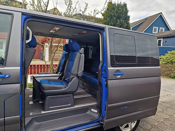 Volkswagen Multivan 11 of 27