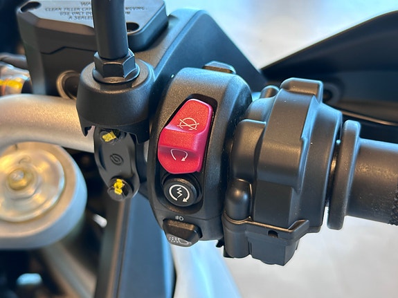Ducati DesertX - 2027-modell på lager! 8 of 13