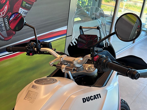 Ducati DesertX - 2027-modell på lager! 7 of 13