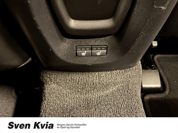 Volvo V40 26 of 30