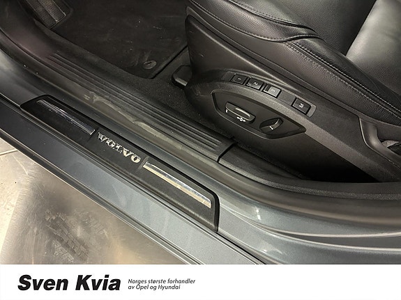 Volvo V40 16 of 30