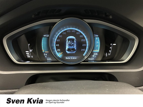 Volvo V40 13 of 30