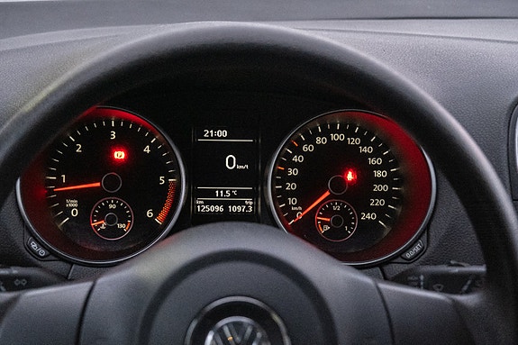 Volkswagen Golf VI 8 of 22