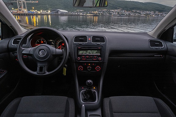 Volkswagen Golf VI 6 of 22