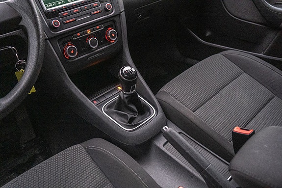 Volkswagen Golf VI 11 of 22